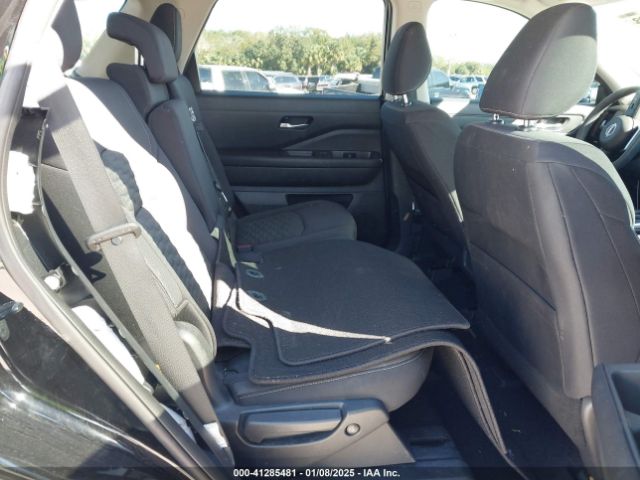 5N1DR3AA1NC201021 Nissan Pathfinder S 2wd