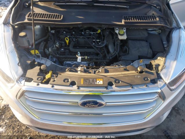 1FMCU9GD3KUA86796 Ford ESCAPE SE