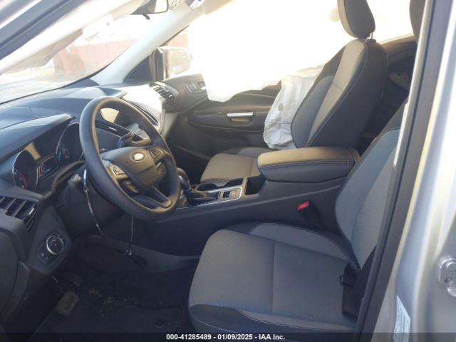 1FMCU9GD3KUA86796 Ford ESCAPE SE