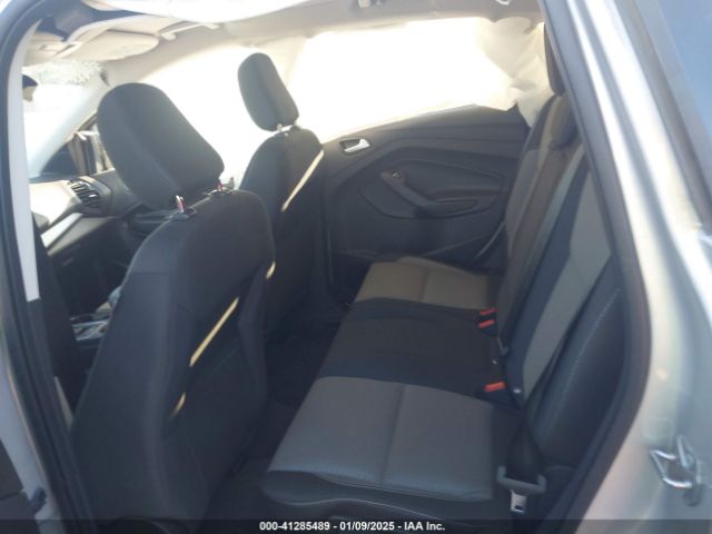 1FMCU9GD3KUA86796 Ford ESCAPE SE