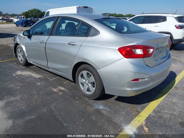 Chevrolet Cruze Ls Auto 2017 1G1BC5SM8H7258226 Image 3
