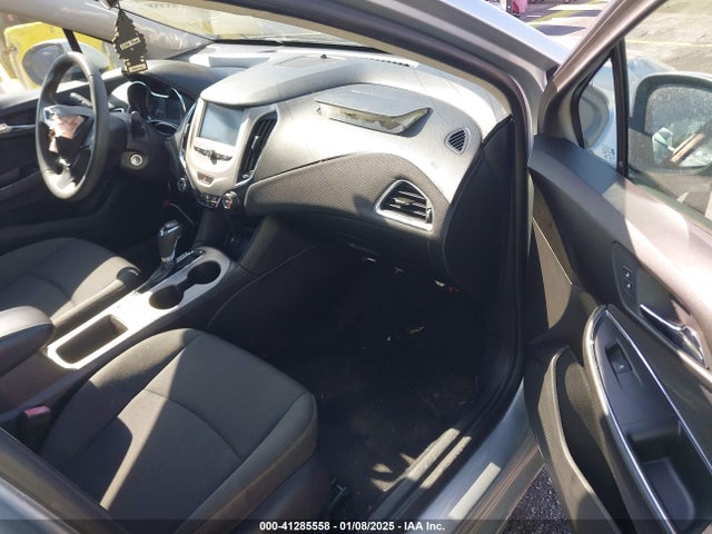 Chevrolet Cruze Ls Auto 2017 1G1BC5SM8H7258226 Image 5