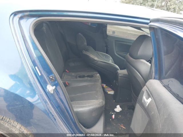 KMHTC6AE4GU269621 Hyundai Veloster Turbo