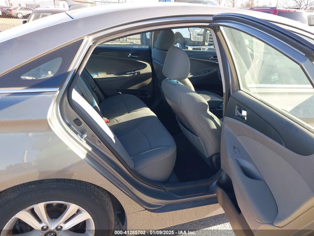 Hyundai SONATA GLS 2014 5NPEB4AC1EH857695 Image 8