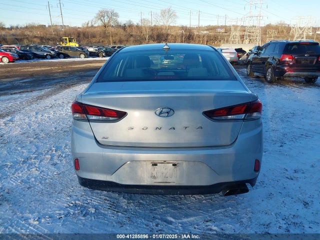 Hyundai SONATA SE 2018 5NPE24AF6JH708946 Image 17