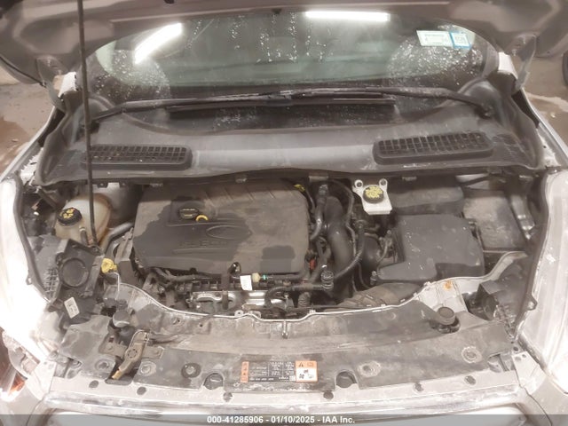 Ford ESCAPE SE 2017 1FMCU9GD8HUB76020 Image 10