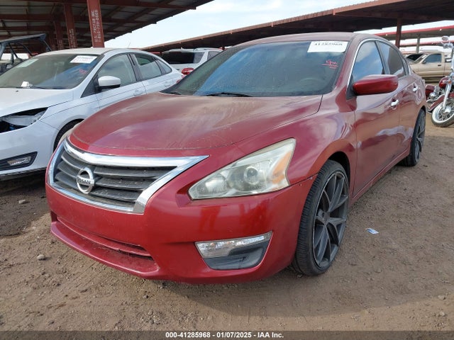 Nissan Altima 2.5 S 2014 1N4AL3AP0EN384080 Image 2