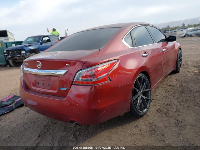 Nissan Altima 2.5 S 2014 1N4AL3AP0EN384080 Image 4