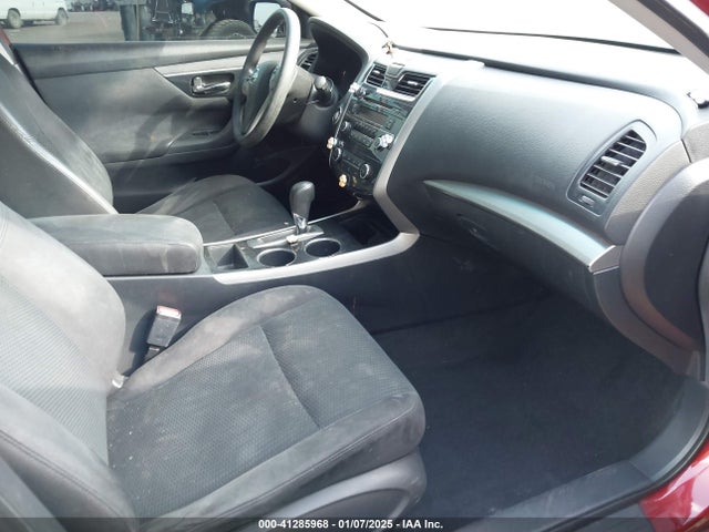 Nissan Altima 2.5 S 2014 1N4AL3AP0EN384080 Image 5