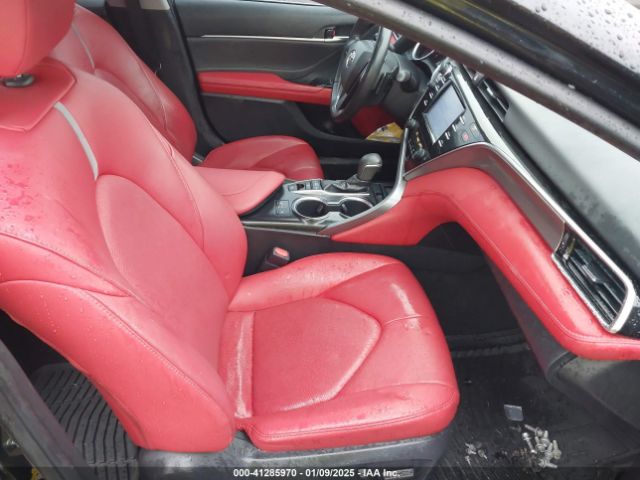 4T1B61HK5JU109286 Toyota CAMRY XSE