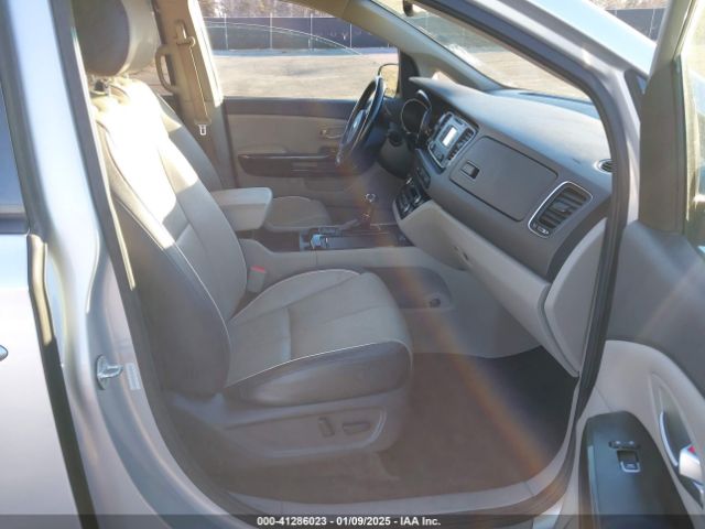 KNDMC5C18F6034235 KIA SEDONA EX