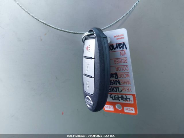 KNMAT2MV8FP541293 Nissan ROGUE SV