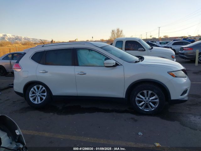 KNMAT2MV8FP541293 Nissan ROGUE SV