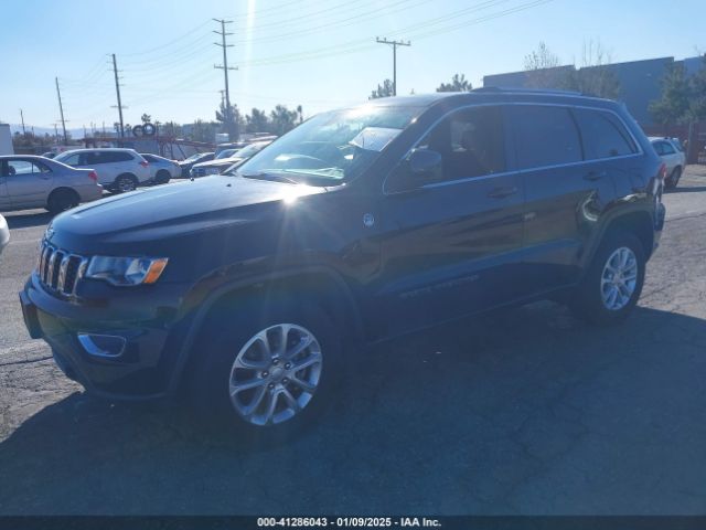 1C4RJFAG2MC572341 Jeep Grand Cherokee Laredo E 4x4