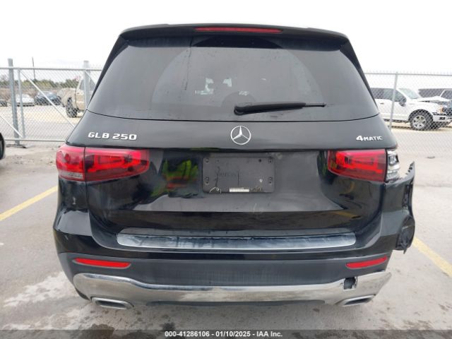 W1N4M4HB1NW239248 Mercedes-Benz Glb 250 4matic
