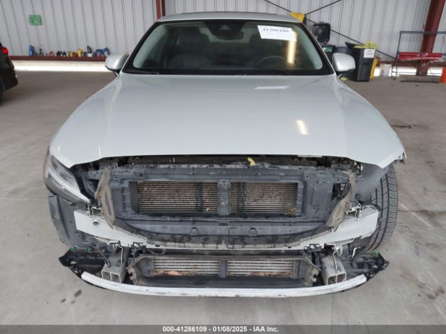 7JR102FK8LG066432 Volvo S60 T5 Momentum
