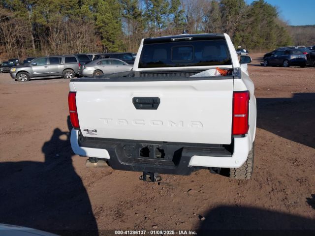 3TMLB5JN6RM010122 Toyota Tacoma Sr5