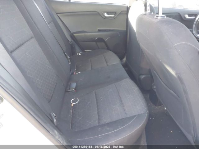 3KPA25AD0PE562480 KIA Rio 5-door S