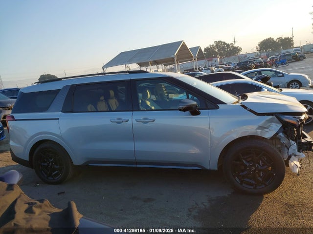 Продаж на аукціоні авто 2025 Kia Carnival Mpv Sx, vin: KNDNE5K39S6460043, номер лоту: 41286165