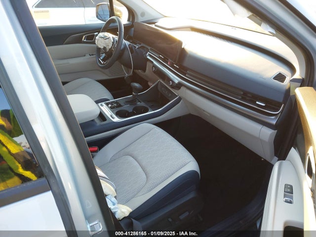 Продаж на аукціоні авто 2025 Kia Carnival Mpv Sx, vin: KNDNE5K39S6460043, номер лоту: 41286165
