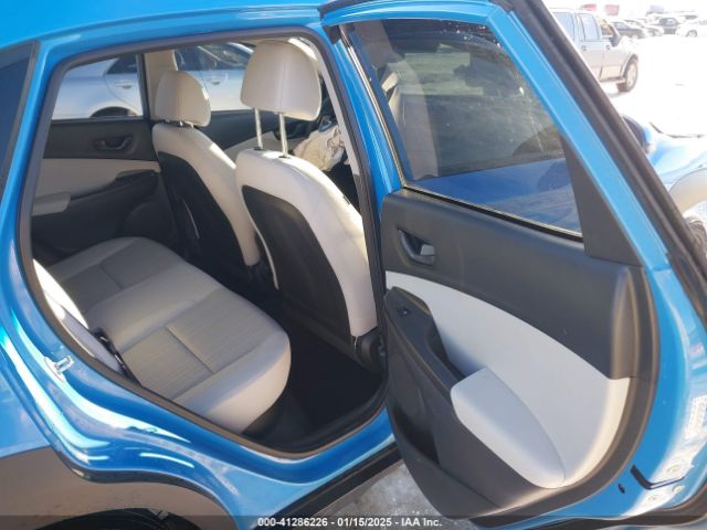 KM8K6CAB3PU956256 Hyundai Kona Sel