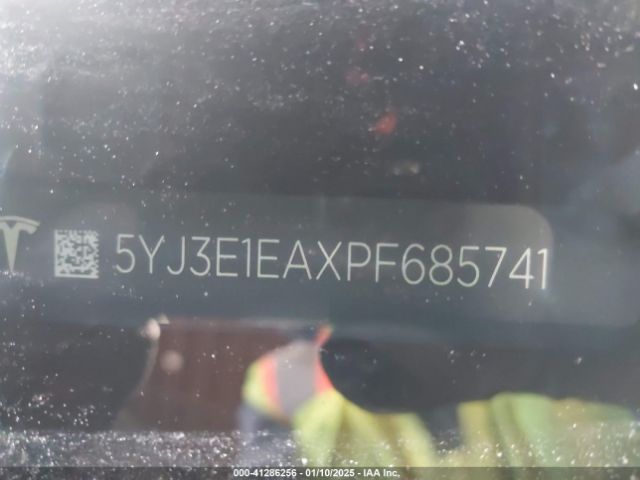 2023 TESLA MODEL 3 5YJ3E1EAXPF685741 Photo 8