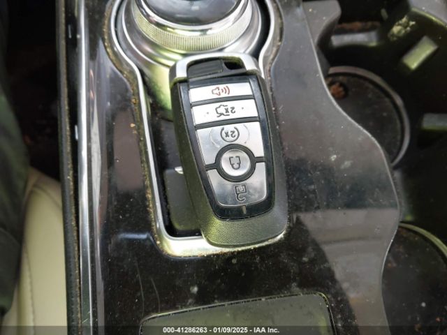 2FMPK4K93KBB01364 Ford Edge Titanium
