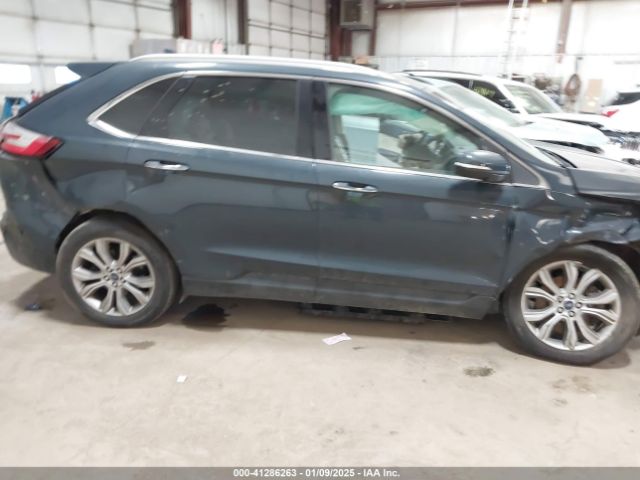 2FMPK4K93KBB01364 Ford Edge Titanium