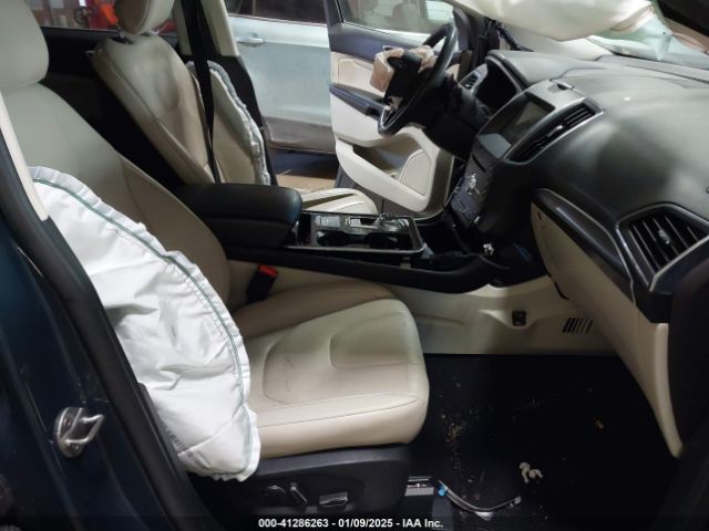 2FMPK4K93KBB01364 Ford Edge Titanium