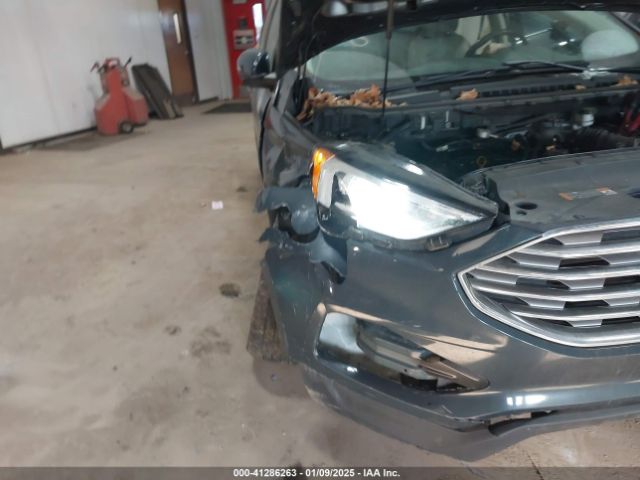 2FMPK4K93KBB01364 Ford Edge Titanium