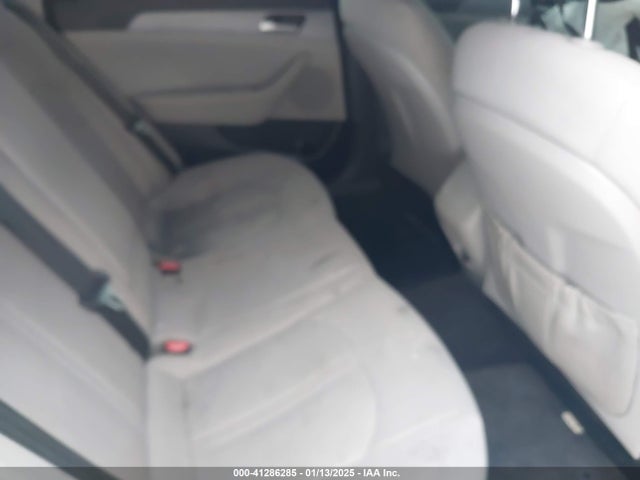 5NPE24AF1KH743704 Hyundai SONATA SE