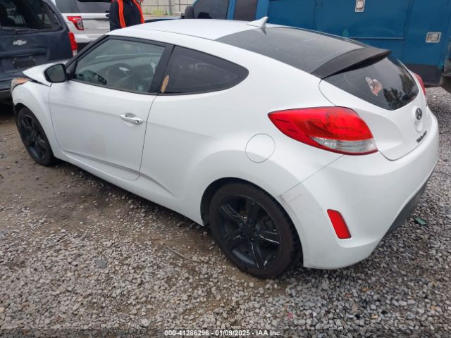 KMHTC6AD7EU217470 Hyundai Veloster Base W/gray