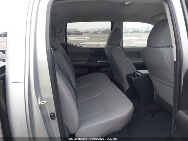 Toyota Tacoma Sr5 2019 5TFBZ5DN8KX004597 Image 8