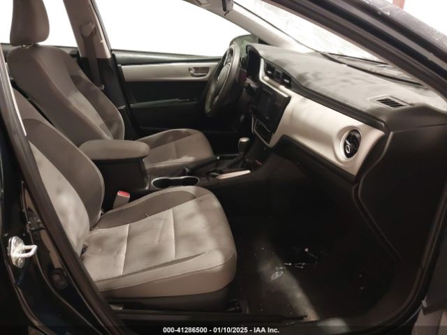 2T1BURHE6KC135767 Toyota COROLLA LE