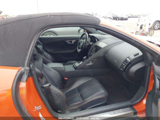 SAJWA6E77E8K06989 Jaguar F-Type