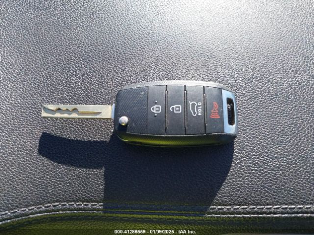 5XYPG4A30GG166873 KIA Sorento 2.4l L