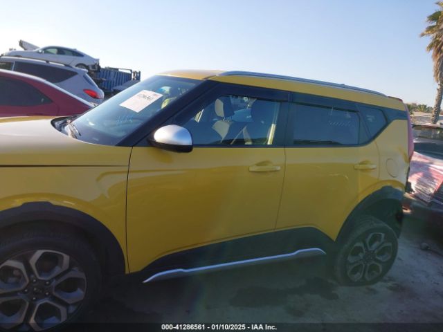 KNDJ23AU6L7071197 KIA Soul X-line