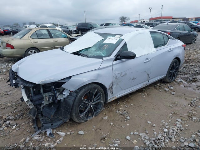 1N4BL4CV5RN379209 Nissan Altima Sr Fwd