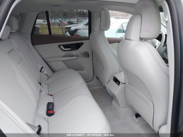 4JGGM2BB8PA017402 Mercedes-Benz Eqe 350+ Suv