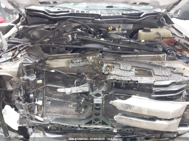 1FT7W2BTXKEE56187 Ford F-250 Xlt