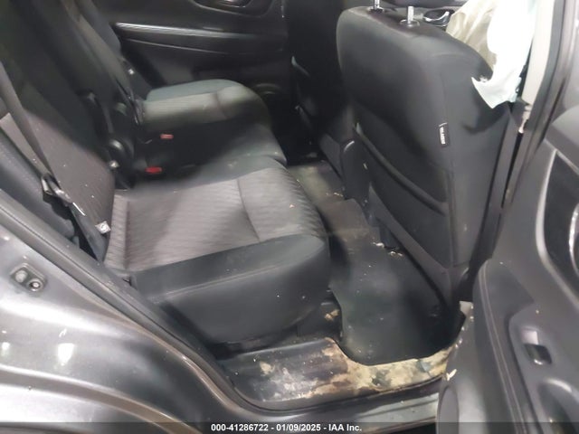 5N1AT2MV5HC760976 Nissan ROGUE SV