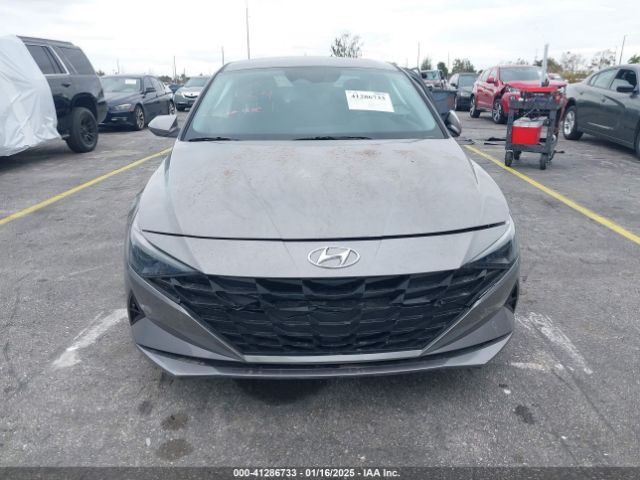 KMHLS4AG5PU551582 Hyundai ELANTRA SEL
