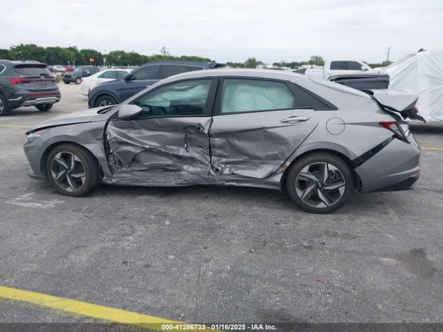 KMHLS4AG5PU551582 Hyundai ELANTRA SEL
