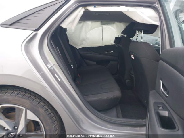 KMHLS4AG5PU551582 Hyundai ELANTRA SEL
