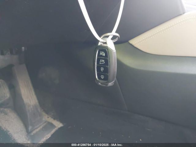 5NMS5CAD2KH003577 Hyundai Santa Fe Ultimate