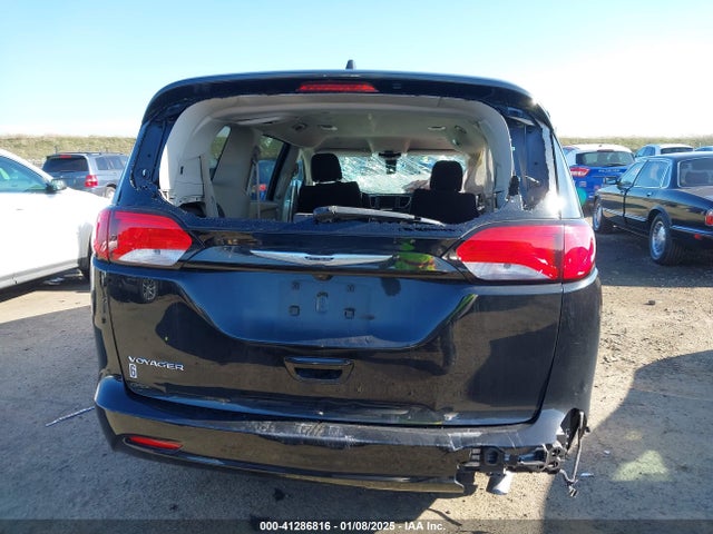 Chrysler Voyager Lx 2022 2C4RC1CG3NR153028 Image 17