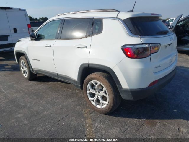 3C4NJDBN0RT604330 Jeep Compass Latitude 4x4