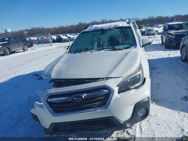 Subaru Outback 2.5i Premium 2018 4S4BSAFC5J3334420 Image 12