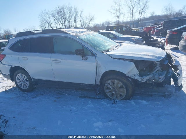 Subaru Outback 2.5i Premium 2018 4S4BSAFC5J3334420 Image 13
