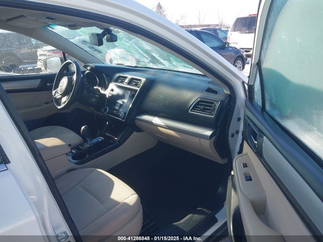Subaru Outback 2.5i Premium 2018 4S4BSAFC5J3334420 Image 5